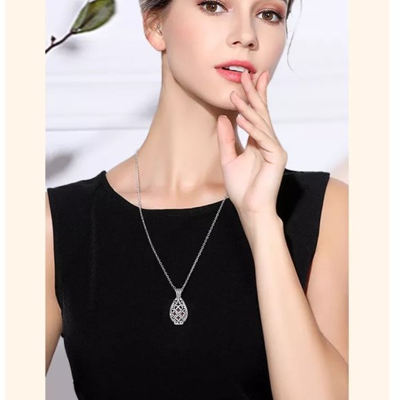 Celtic Knot Necklace Essential Oil Diffuser Teardrop Pendant Irish - Picture 7 of 7